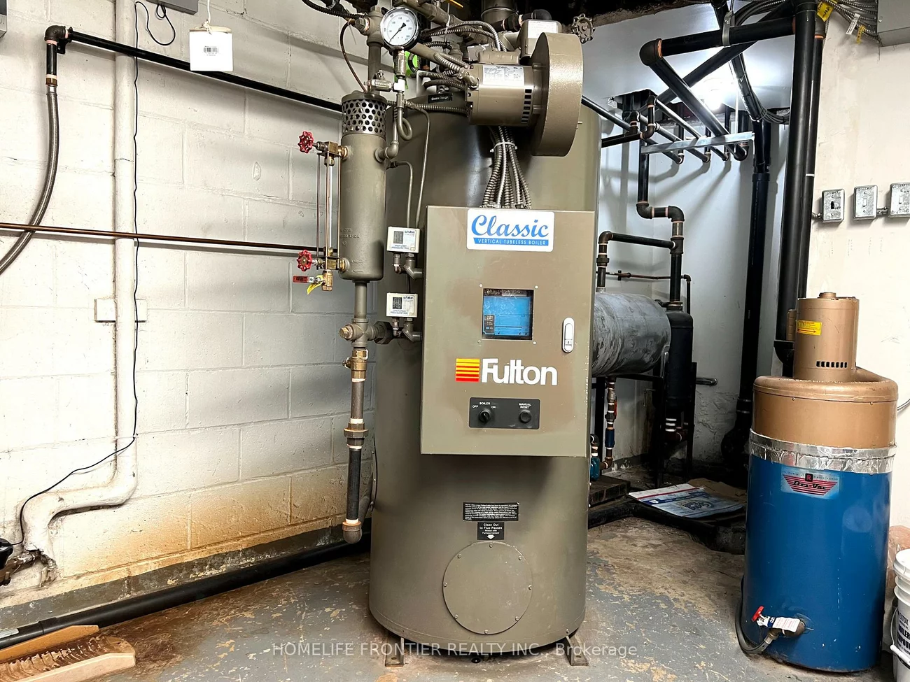 677A, Markham, Woburn, Toronto