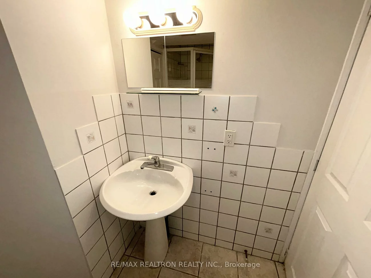 588, Danforth, Playter Estates-Danforth, Toronto