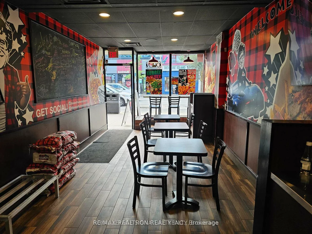 588, Danforth, Playter Estates-Danforth, Toronto