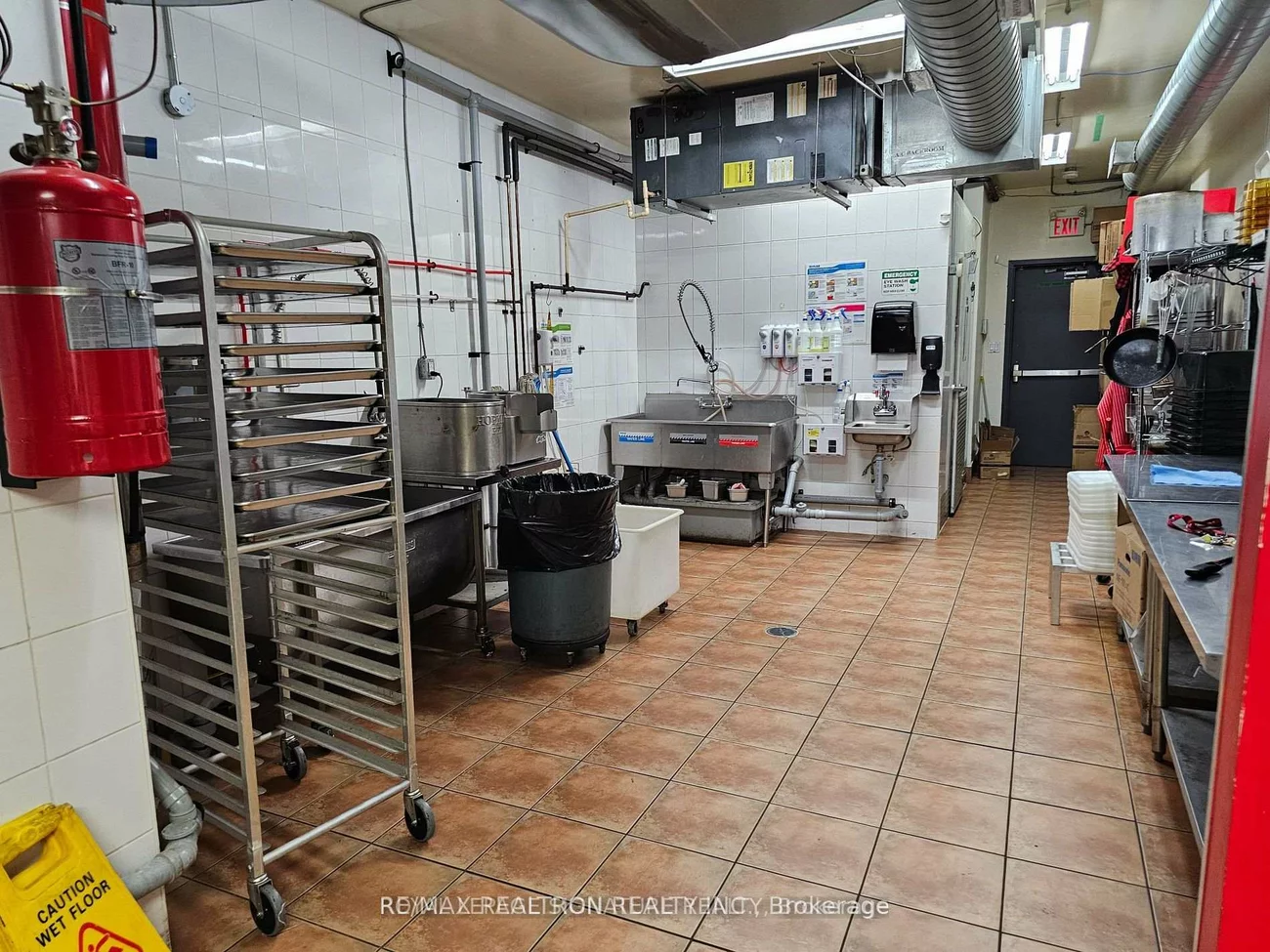 588, Danforth, Playter Estates-Danforth, Toronto