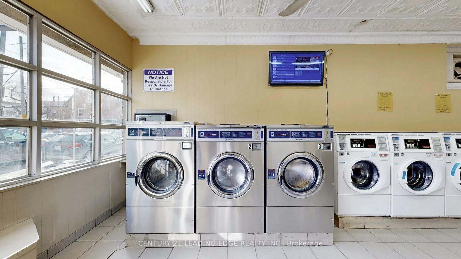 1048, GERRARD, South Riverdale, Toronto