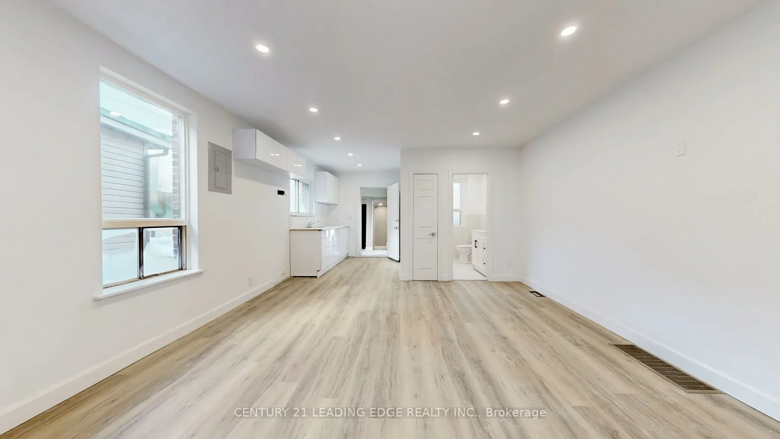 1048, GERRARD, South Riverdale, Toronto