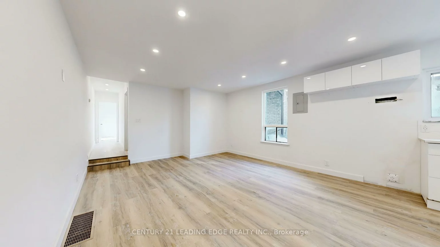 1048, GERRARD, South Riverdale, Toronto