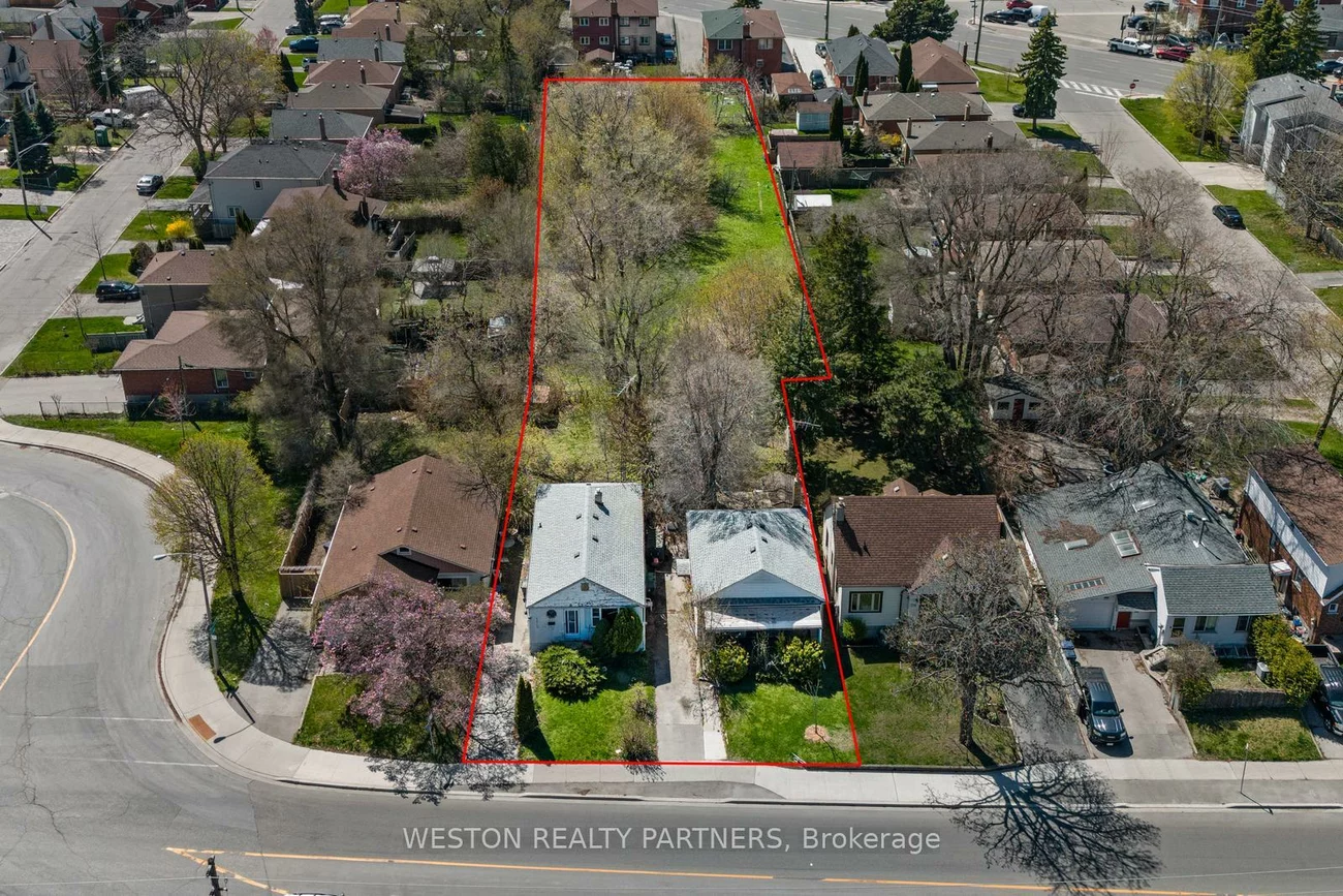 372-374, Kennedy, Clairlea-Birchmount, Toronto