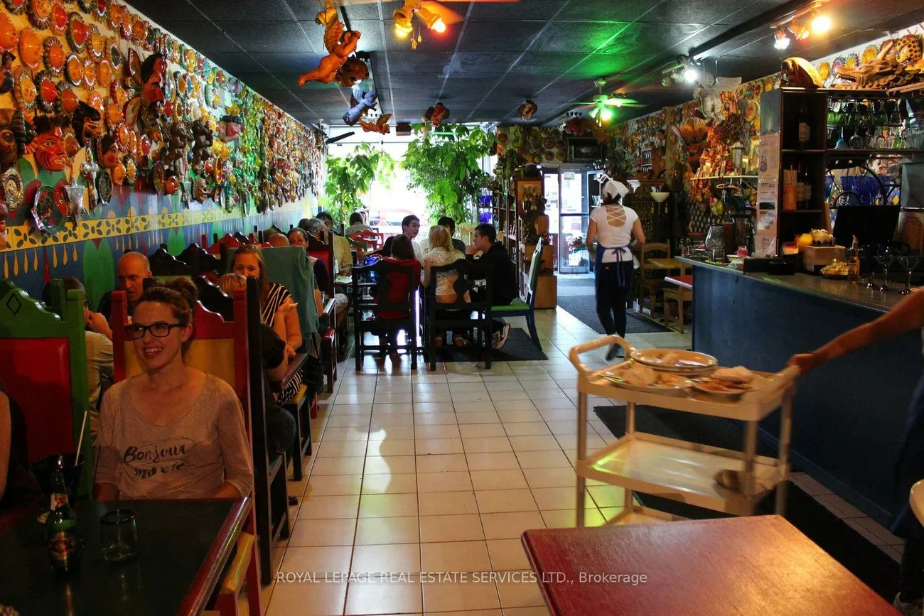 1448, DANFORTH, Danforth, Toronto