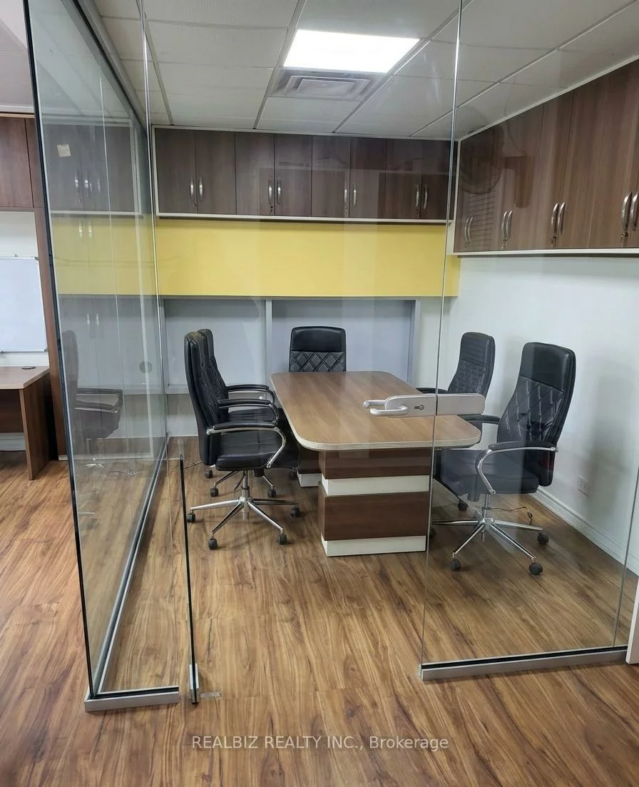 127, Lebovic, Clairlea-Birchmount, Toronto