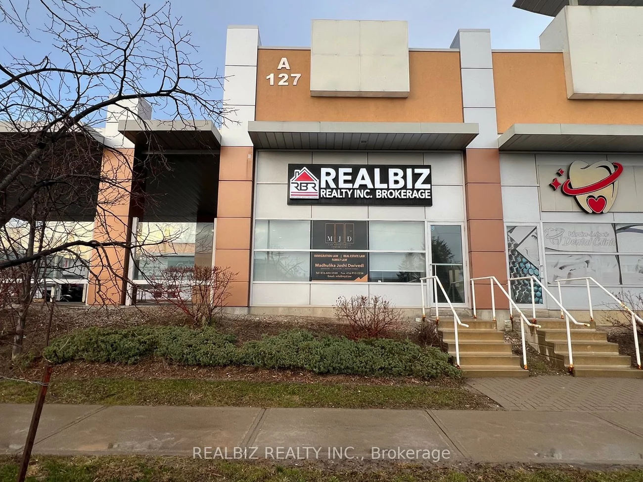127, Lebovic, Clairlea-Birchmount, Toronto