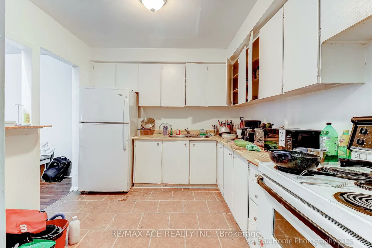 426-428, Dawes, O'Connor-Parkview, Toronto