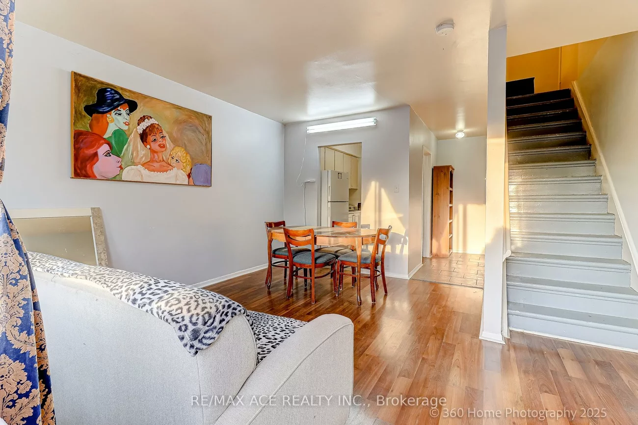 426-428, Dawes, O'Connor-Parkview, Toronto