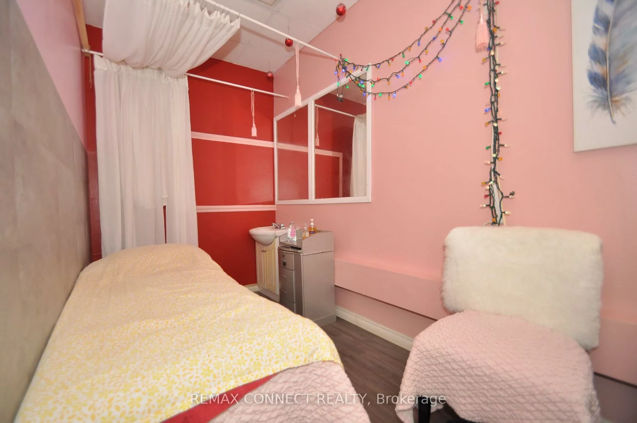 4190, Kingston, West Hill, Toronto