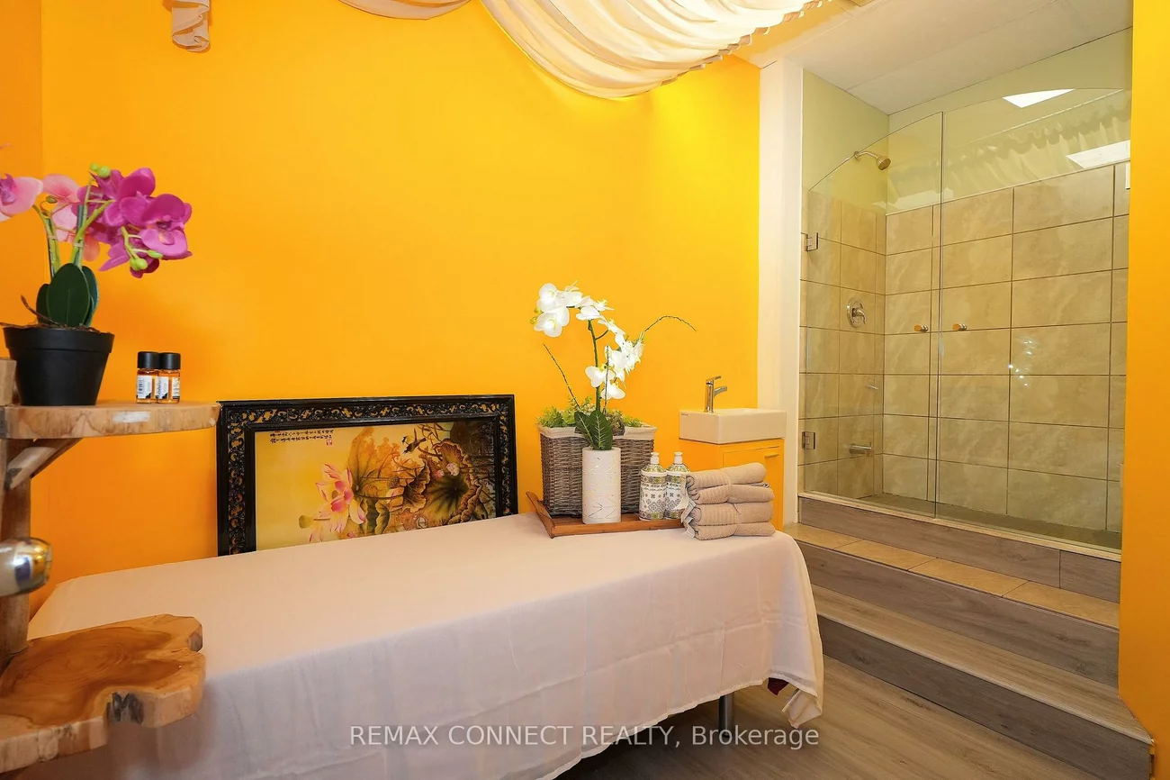 4190, Kingston, West Hill, Toronto