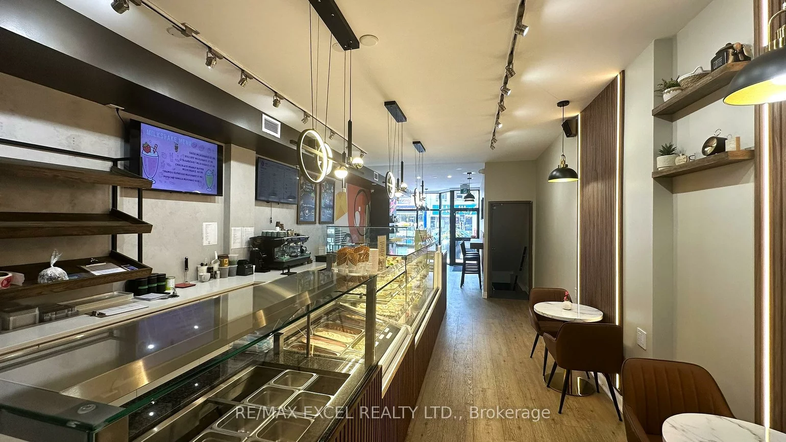 563, Danforth, North Riverdale, Toronto