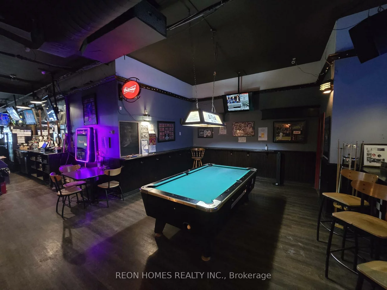 2459, Kingston, Birchcliffe-Cliffside, Toronto