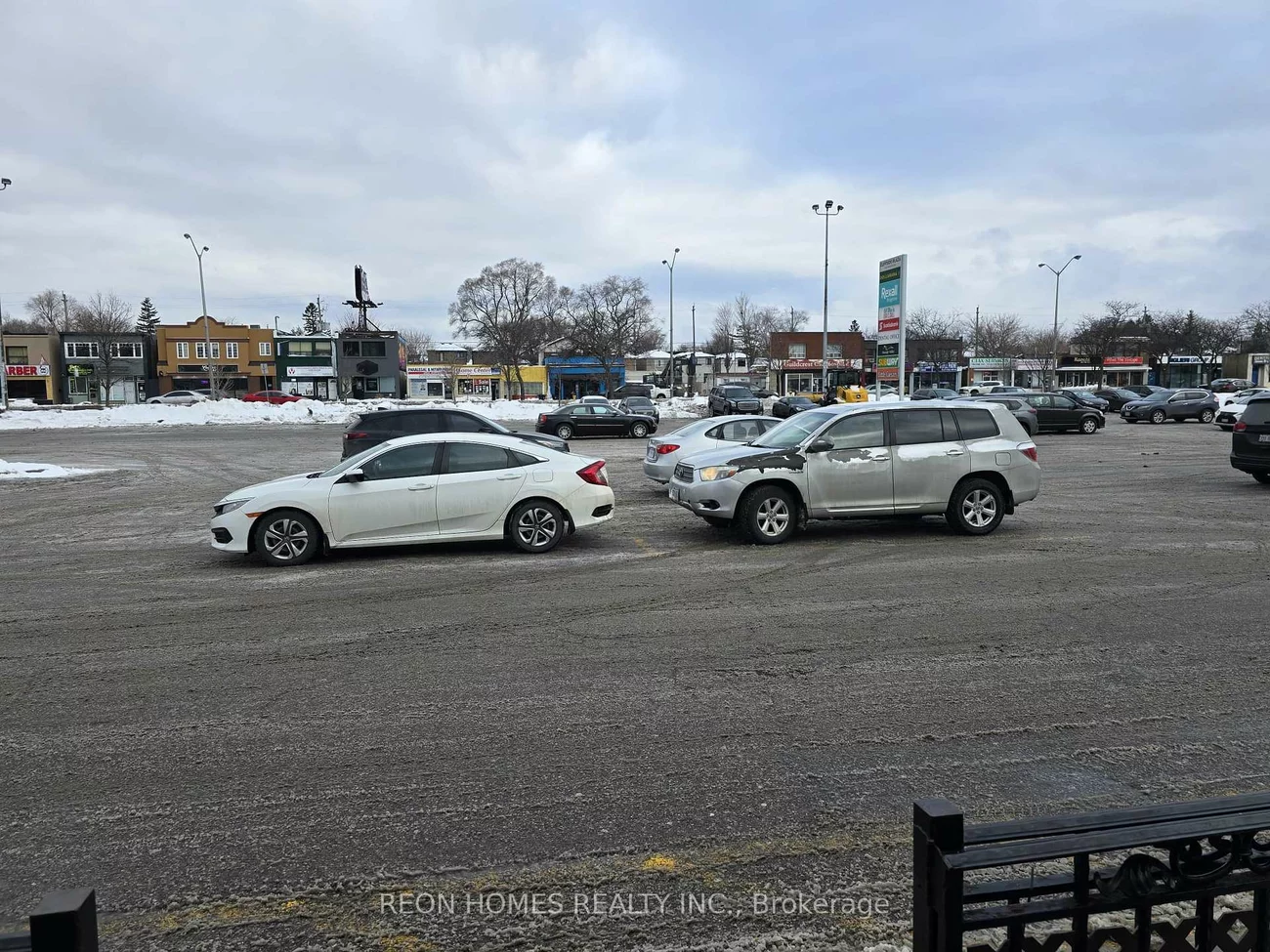 2459, Kingston, Birchcliffe-Cliffside, Toronto