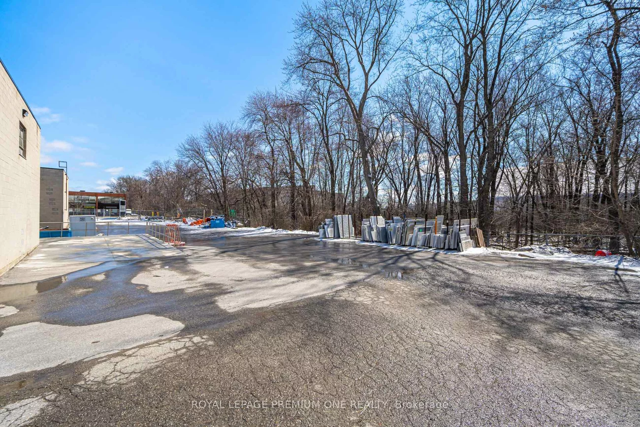 411, Nugget, Agincourt South-Malvern West, Toronto