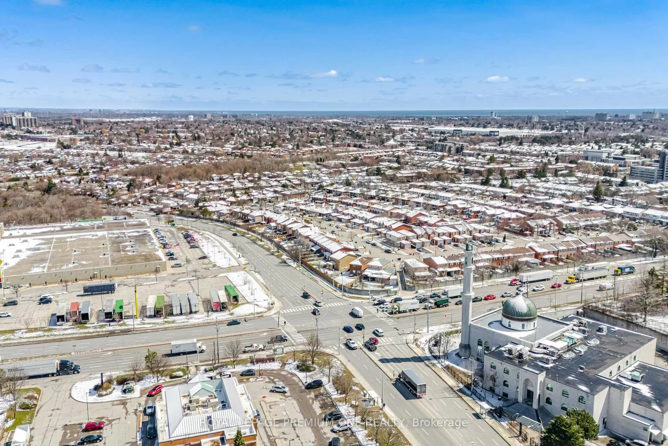 411, Nugget, Agincourt South-Malvern West, Toronto