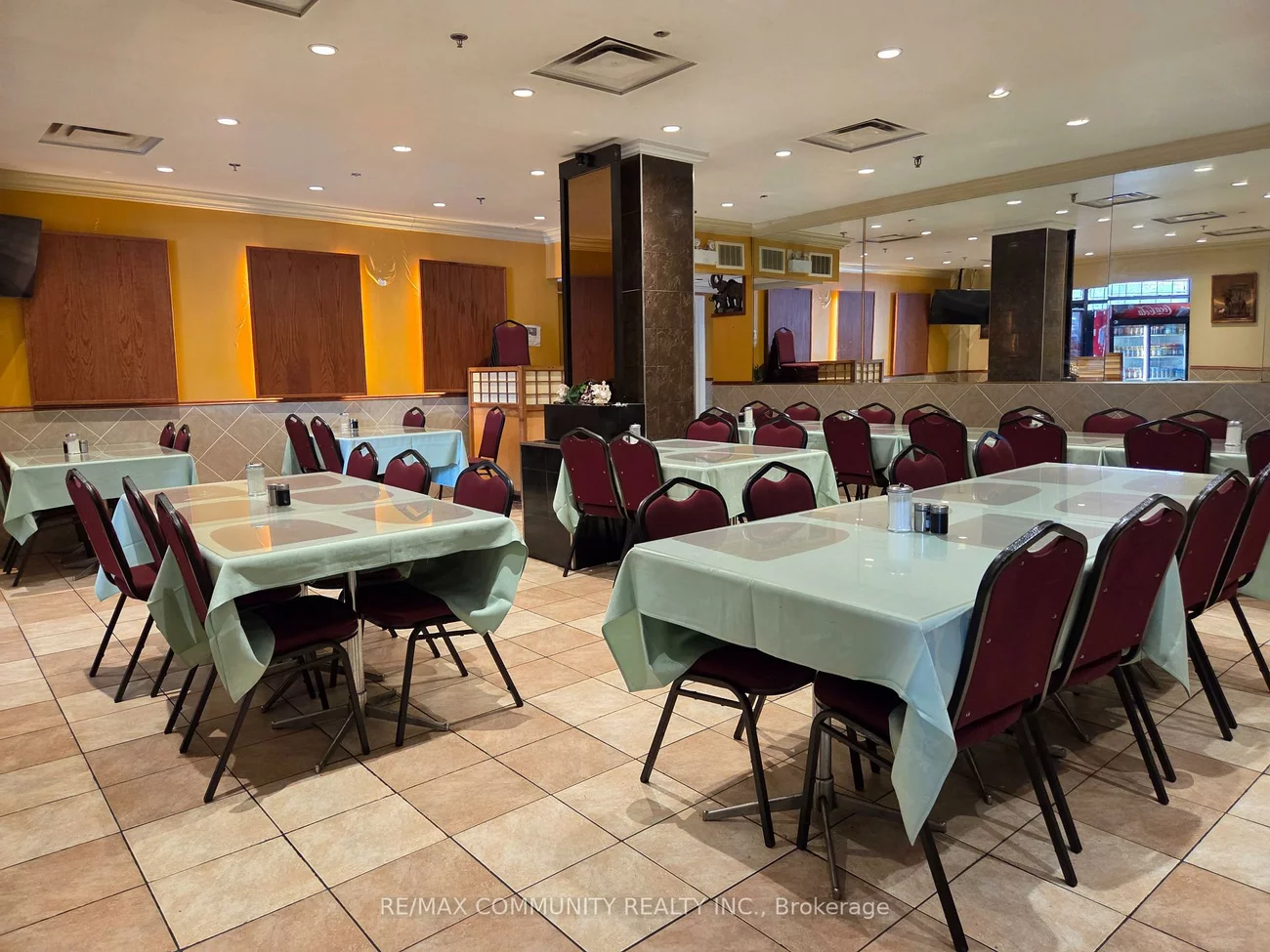 880, Ellesmere, Dorset Park, Toronto