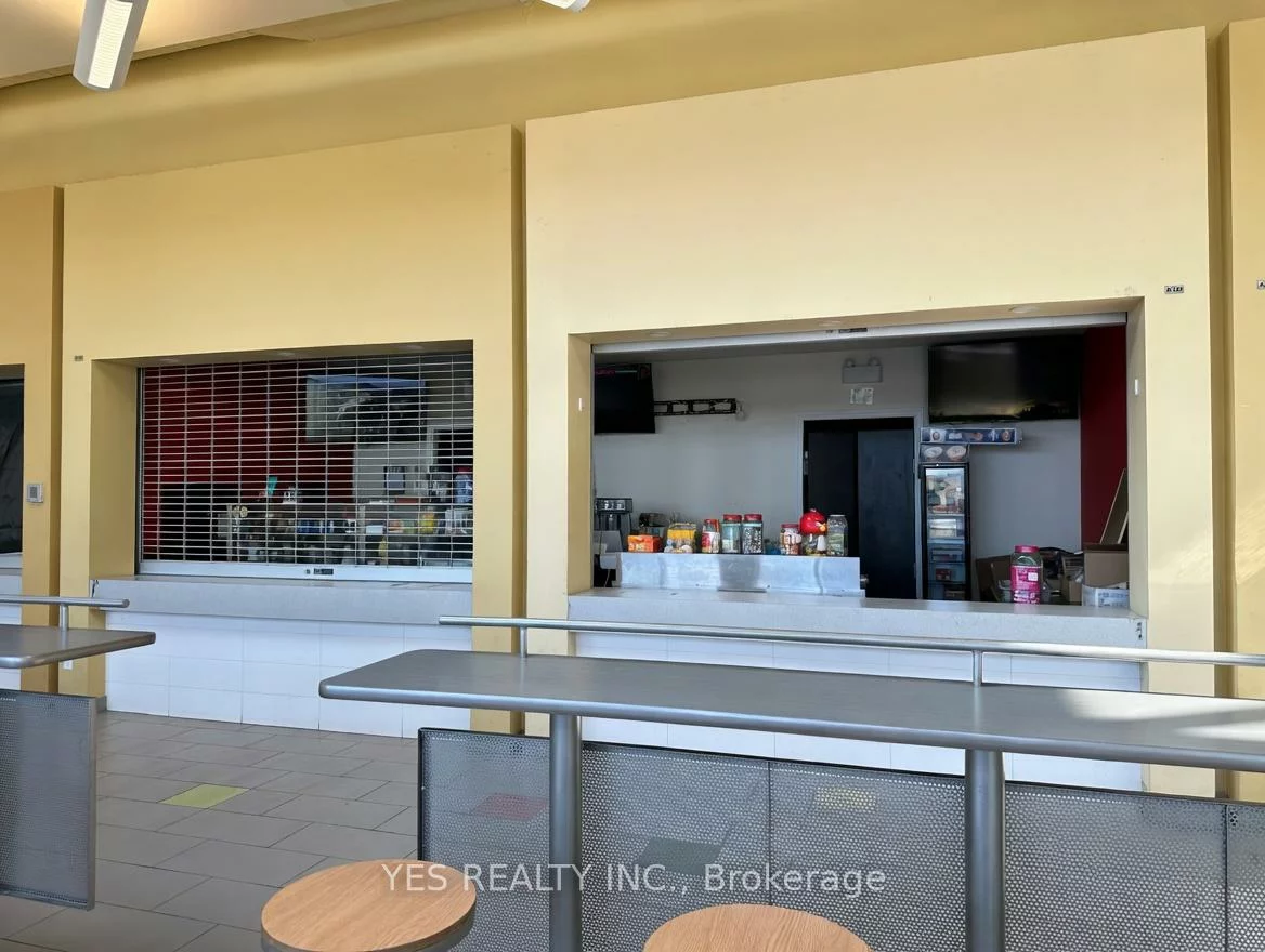 41, Lebovic, Clairlea-Birchmount, Toronto