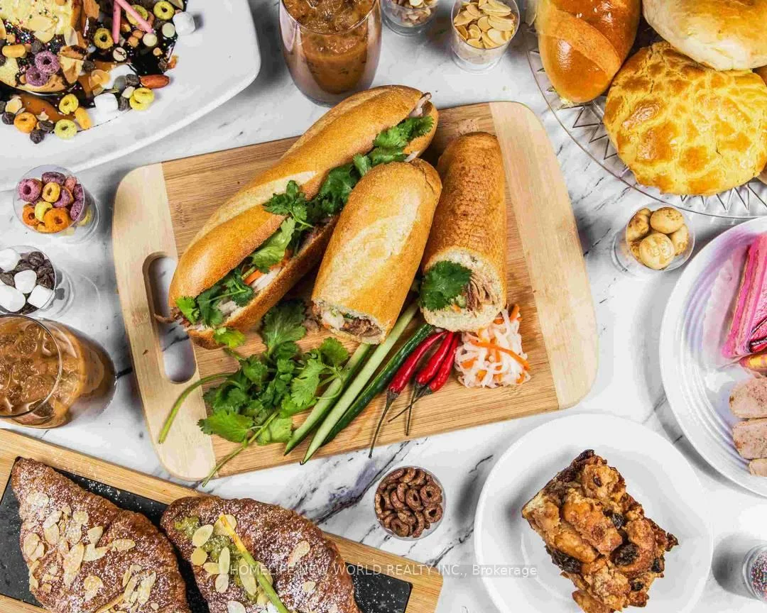 2555, VICTORIA PARK, Tam O'Shanter-Sullivan, Toronto