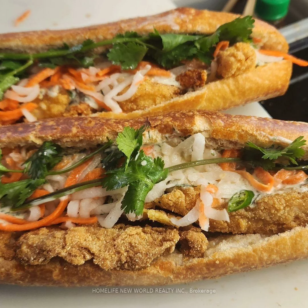 2555, VICTORIA PARK, Tam O'Shanter-Sullivan, Toronto