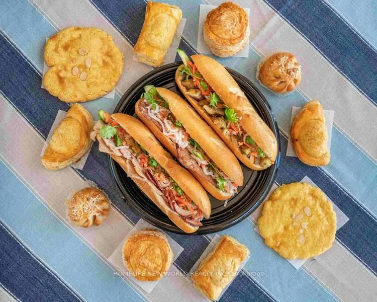 2555, VICTORIA PARK, Tam O'Shanter-Sullivan, Toronto