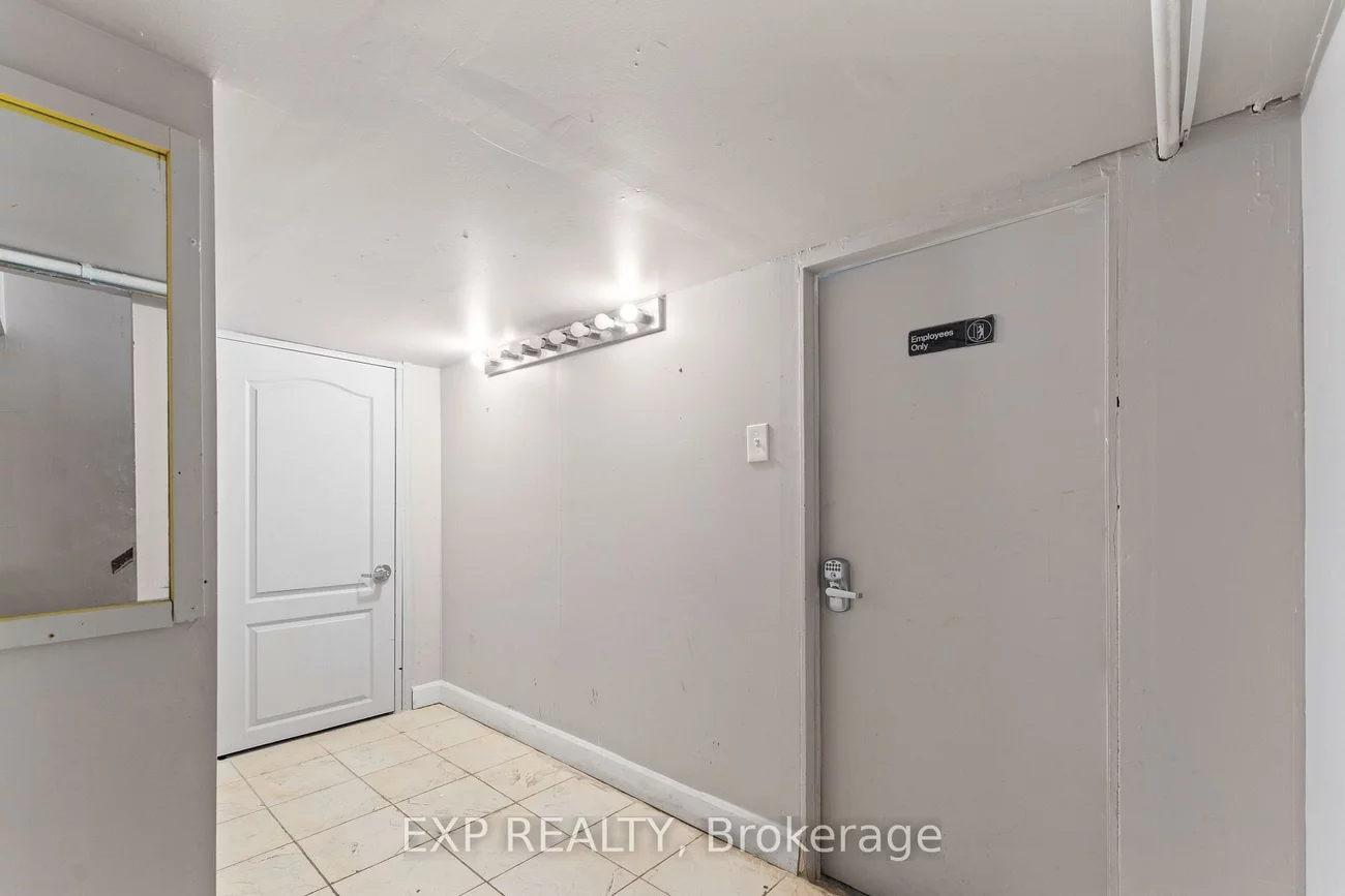 977, O'Connor, O'Connor-Parkview, Toronto