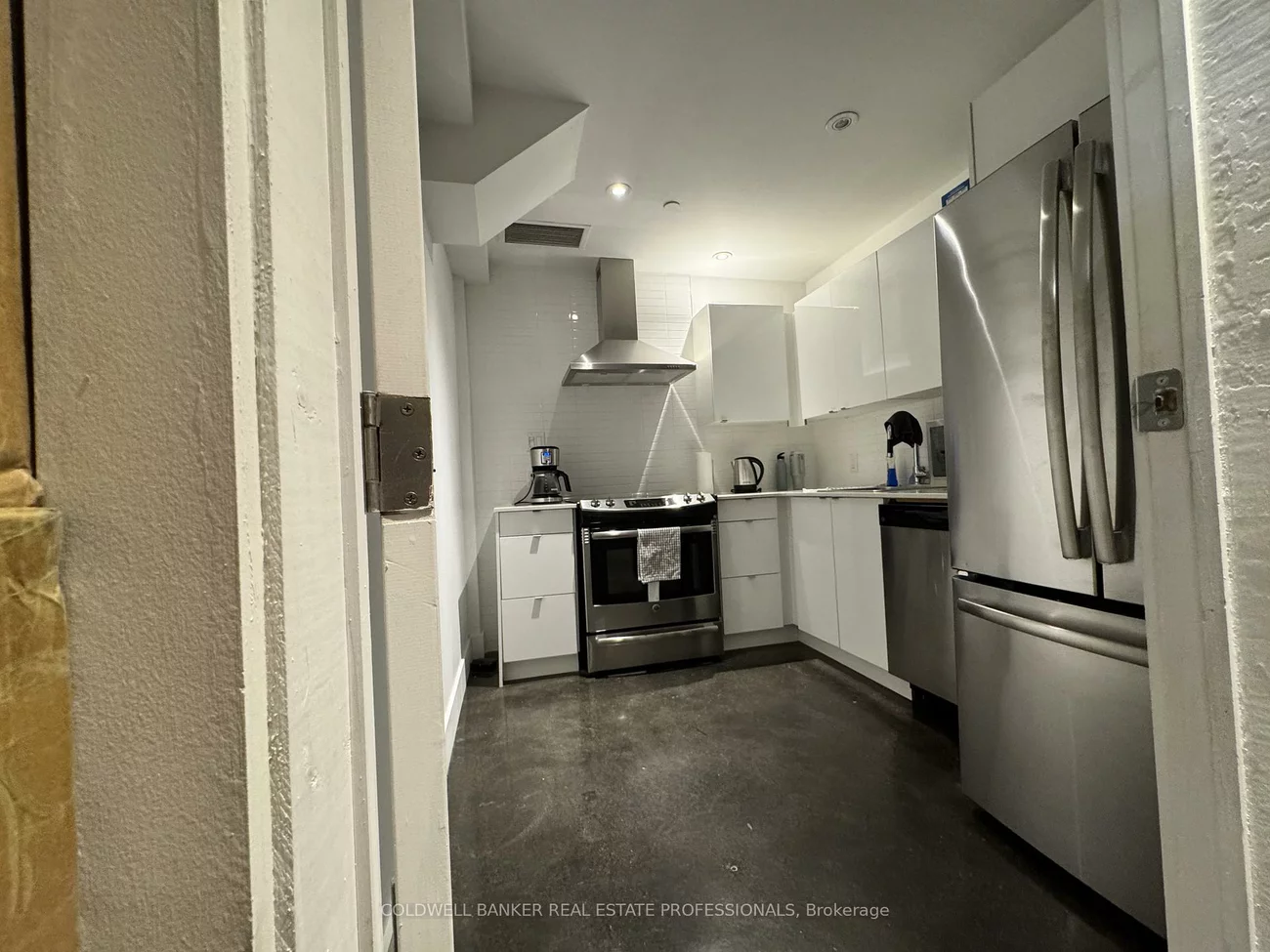 1159, Dundas, South Riverdale, Toronto