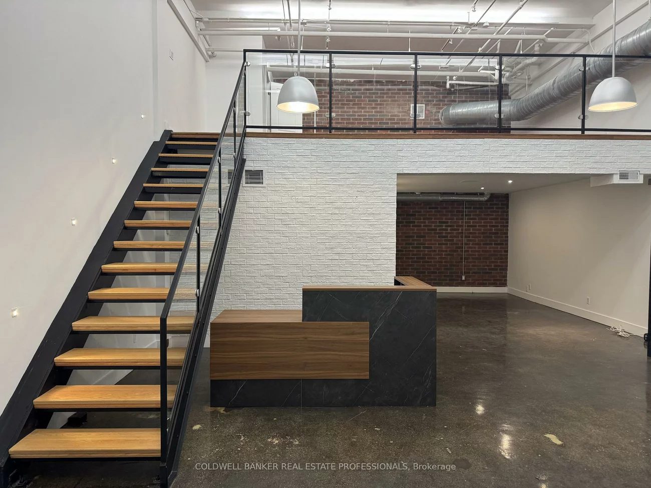 1159, Dundas, South Riverdale, Toronto