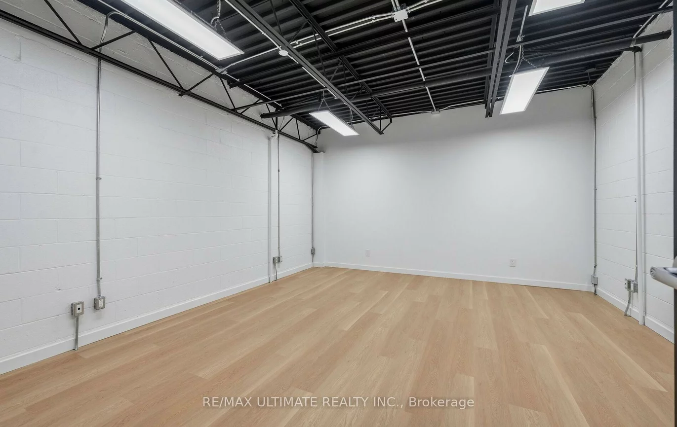 210, Silver Star, Milliken, Toronto