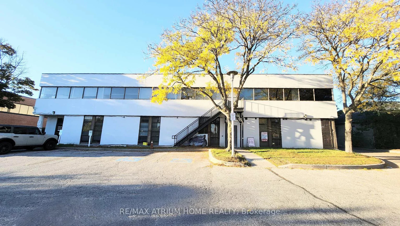 4125, Lawrence, West Hill, Toronto