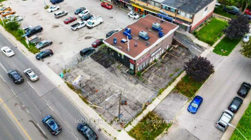 3537, St Clair, Clairlea-Birchmount, Toronto