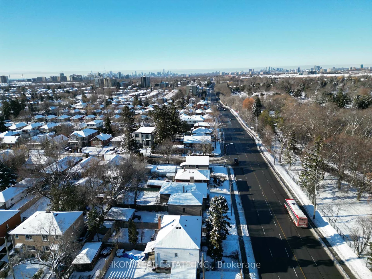 3537, St Clair, Clairlea-Birchmount, Toronto