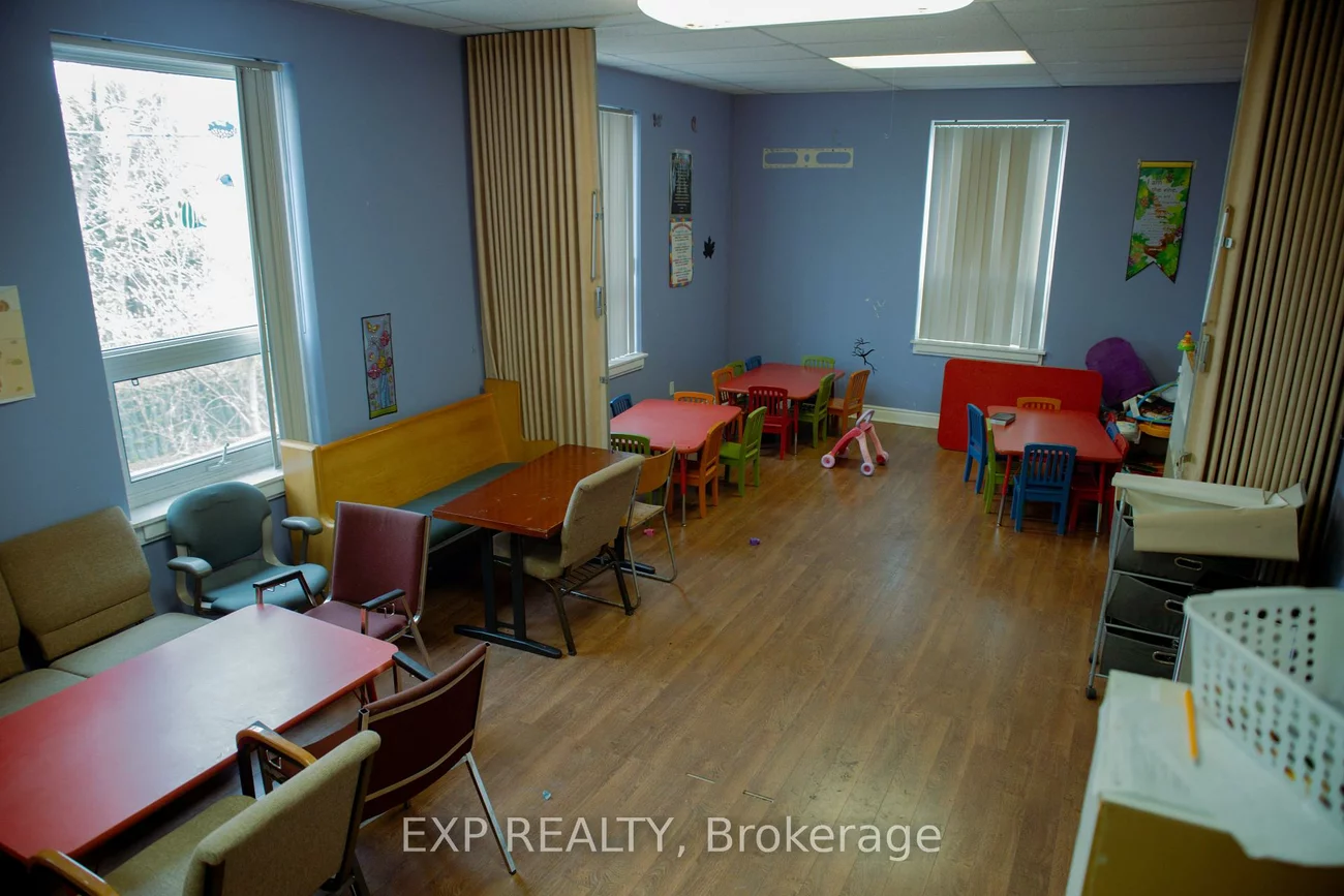 1355, Warden, Wexford-Maryvale, Toronto