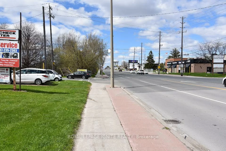 752, Warden, Clairlea-Birchmount, Toronto