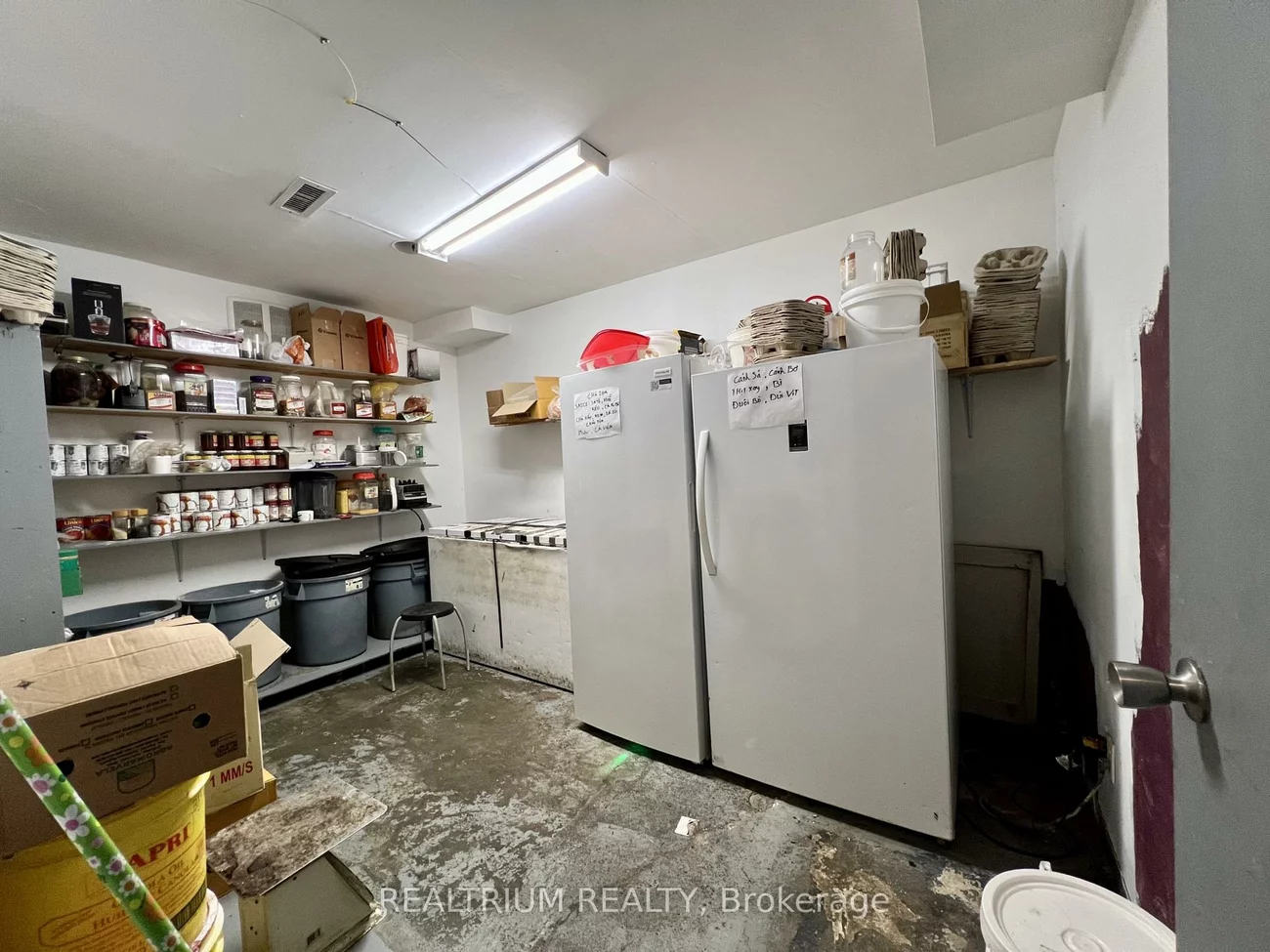 58, Redlea, Milliken, Toronto