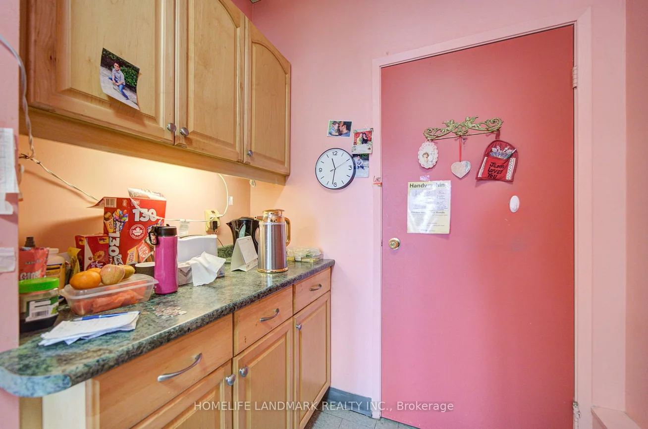 4, Greystone Walk, Kennedy Park, Toronto