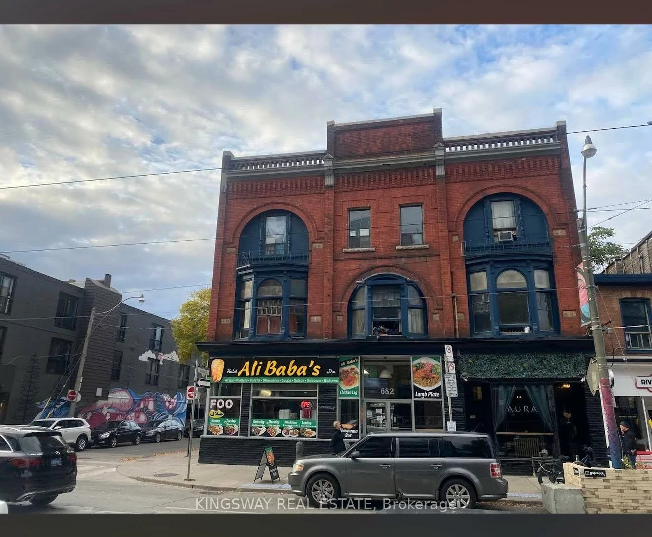 682, Queen, South Riverdale, Toronto