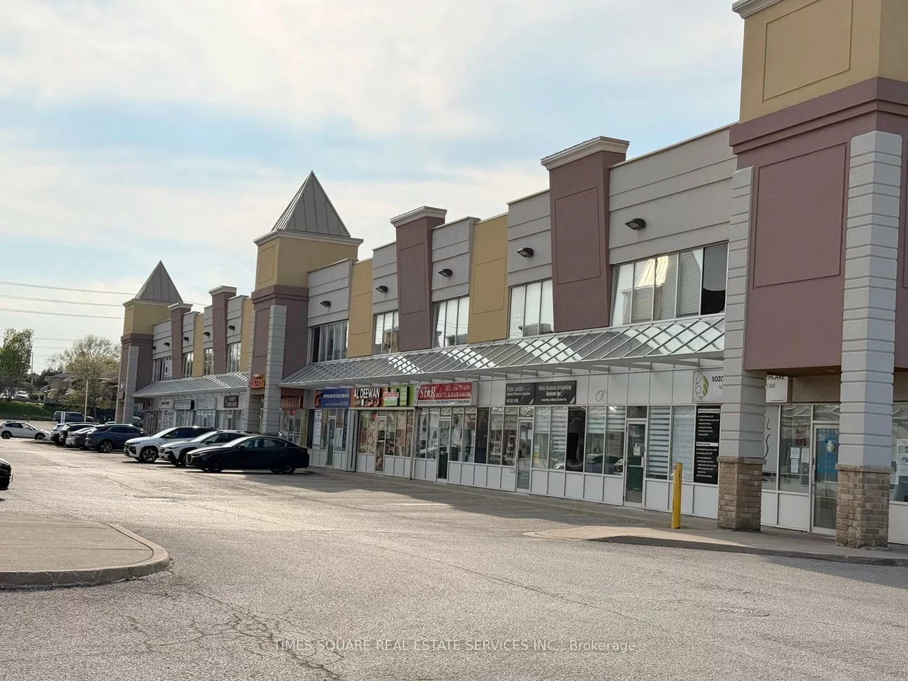 1415, Kennedy, Dorset Park, Toronto