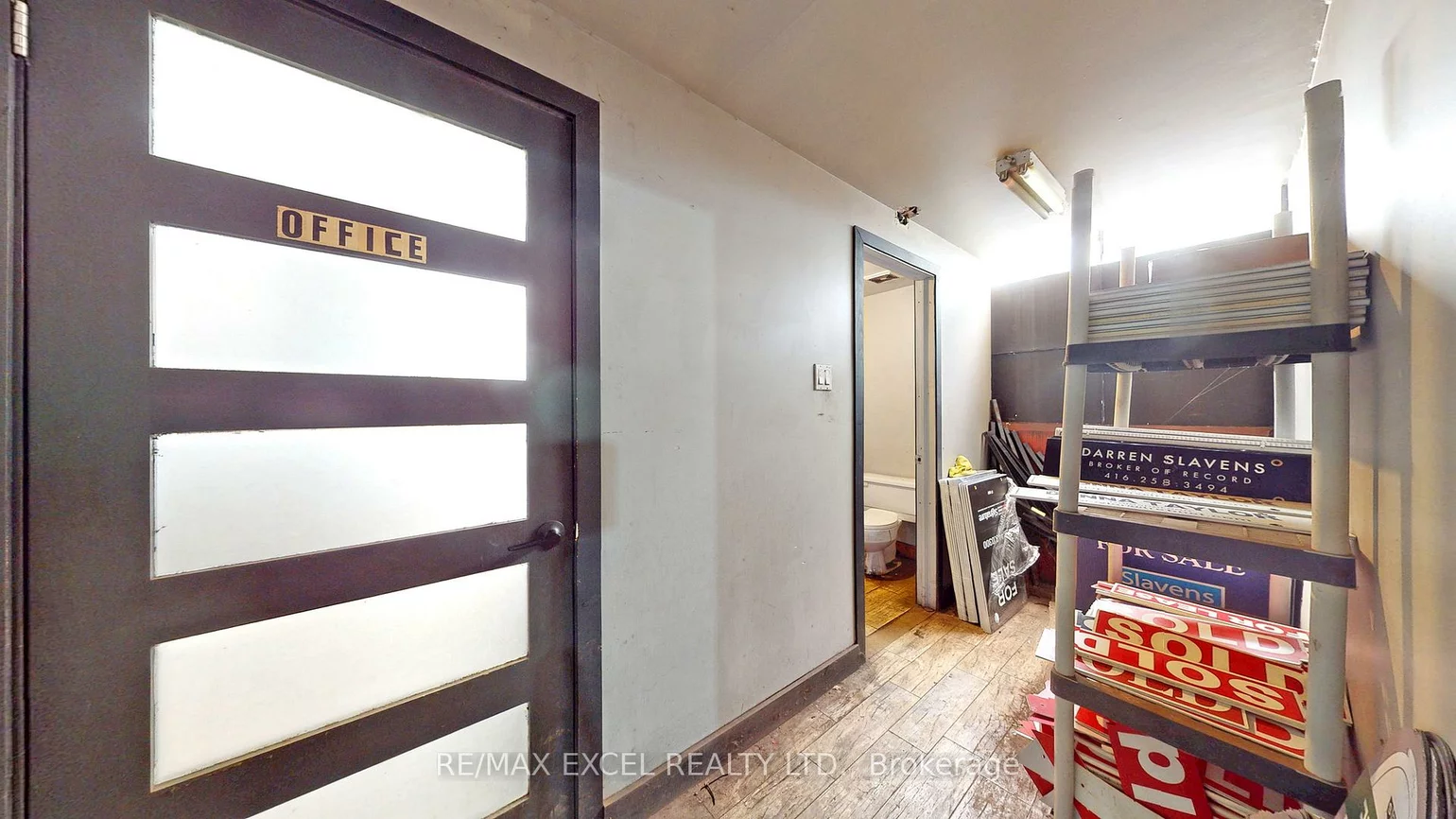 25, Waterman, O'Connor-Parkview, Toronto