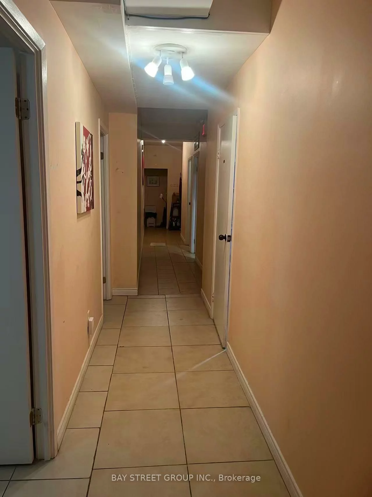 2480, Kingston, Birchcliffe-Cliffside, Toronto