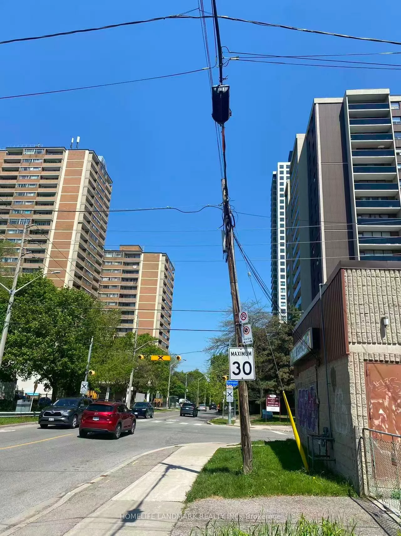391, Lumsden, Crescent Town, Toronto