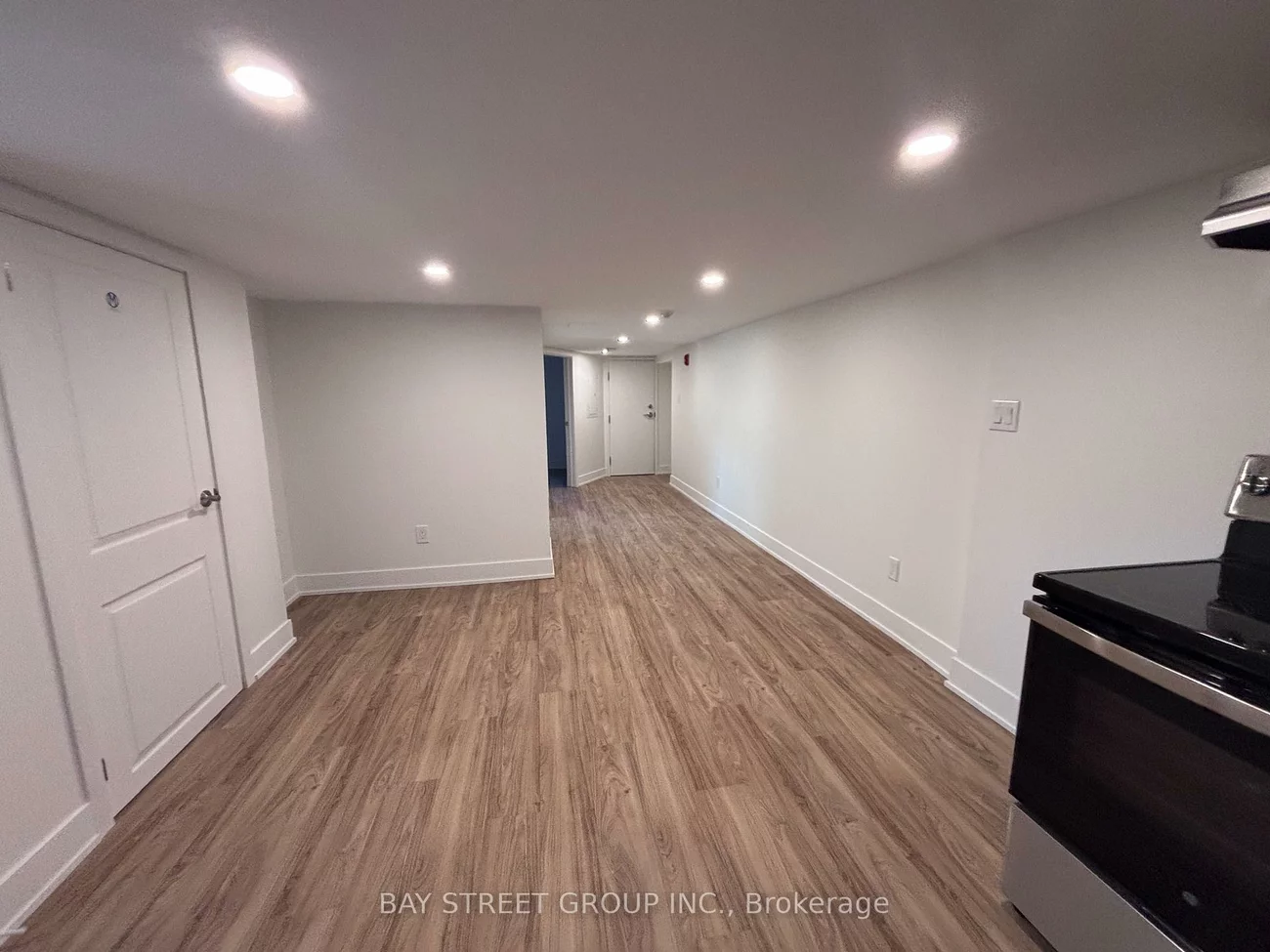 1311, Pape, Danforth Village-East York, Toronto