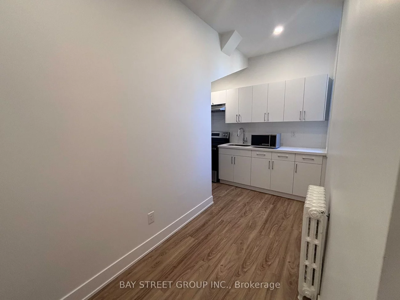 1311, Pape, Danforth Village-East York, Toronto