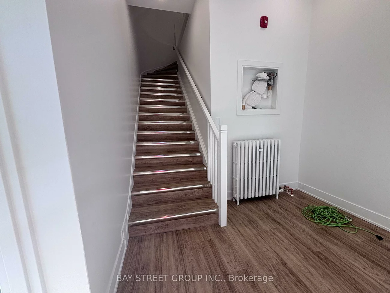 1311, Pape, Danforth Village-East York, Toronto