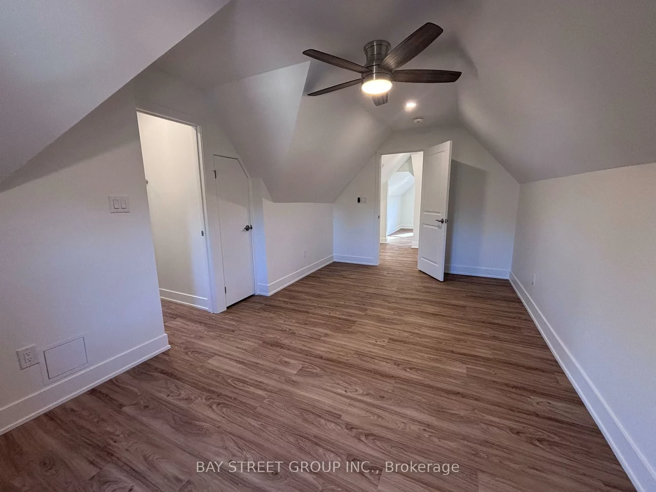 1311, Pape, Danforth Village-East York, Toronto