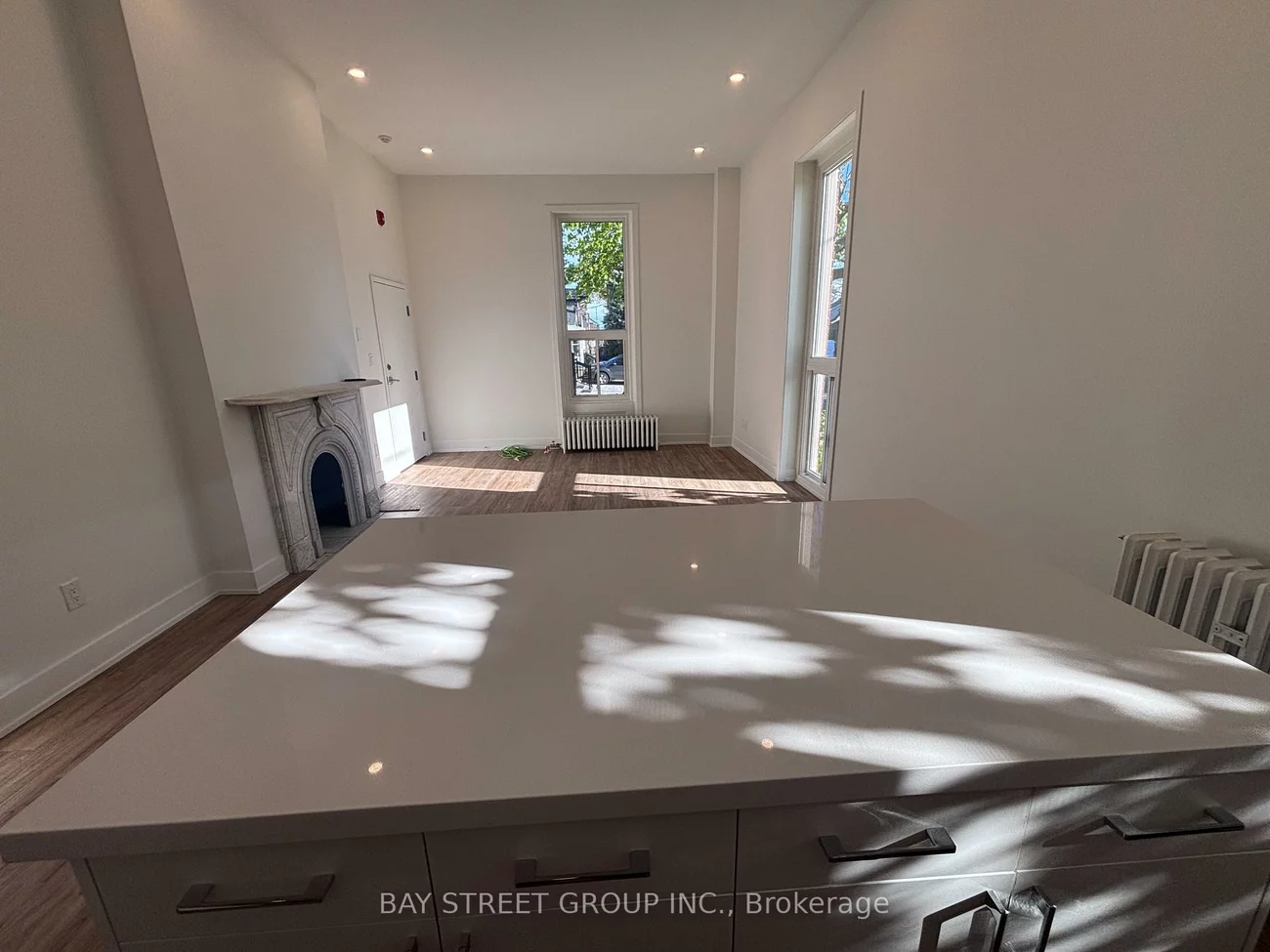 1311, Pape, Danforth Village-East York, Toronto