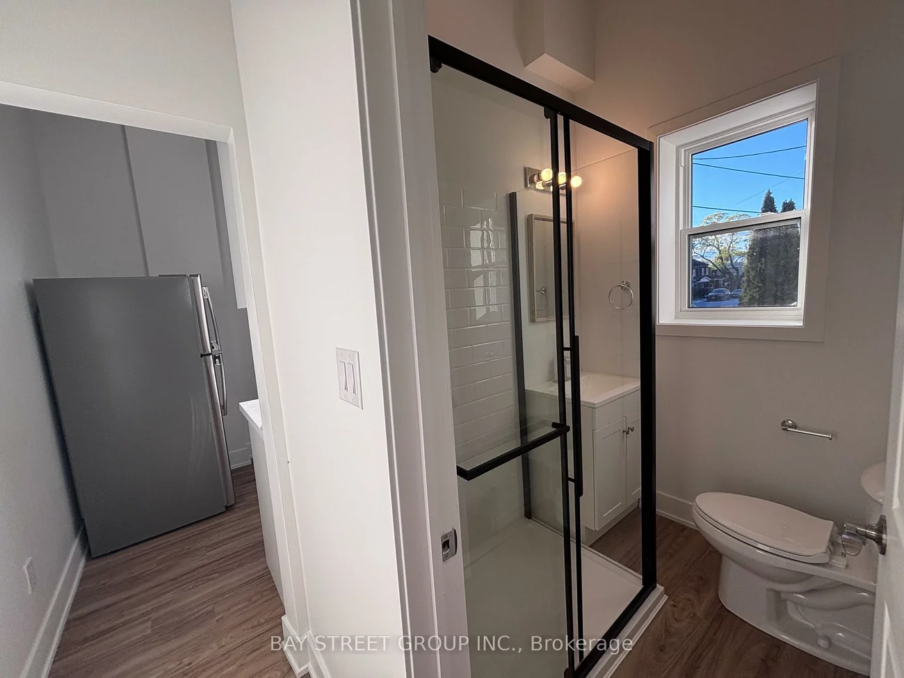 1311, Pape, Danforth Village-East York, Toronto