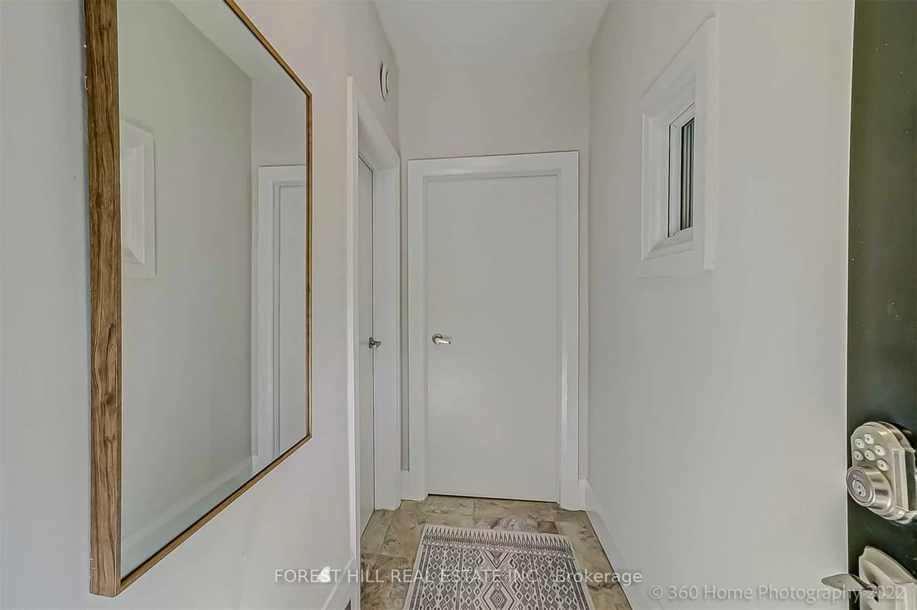 373, Woodbine, The Beaches, Toronto