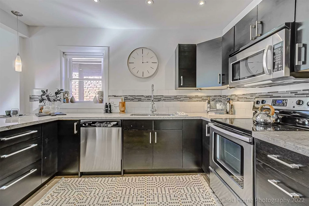 373, Woodbine, The Beaches, Toronto