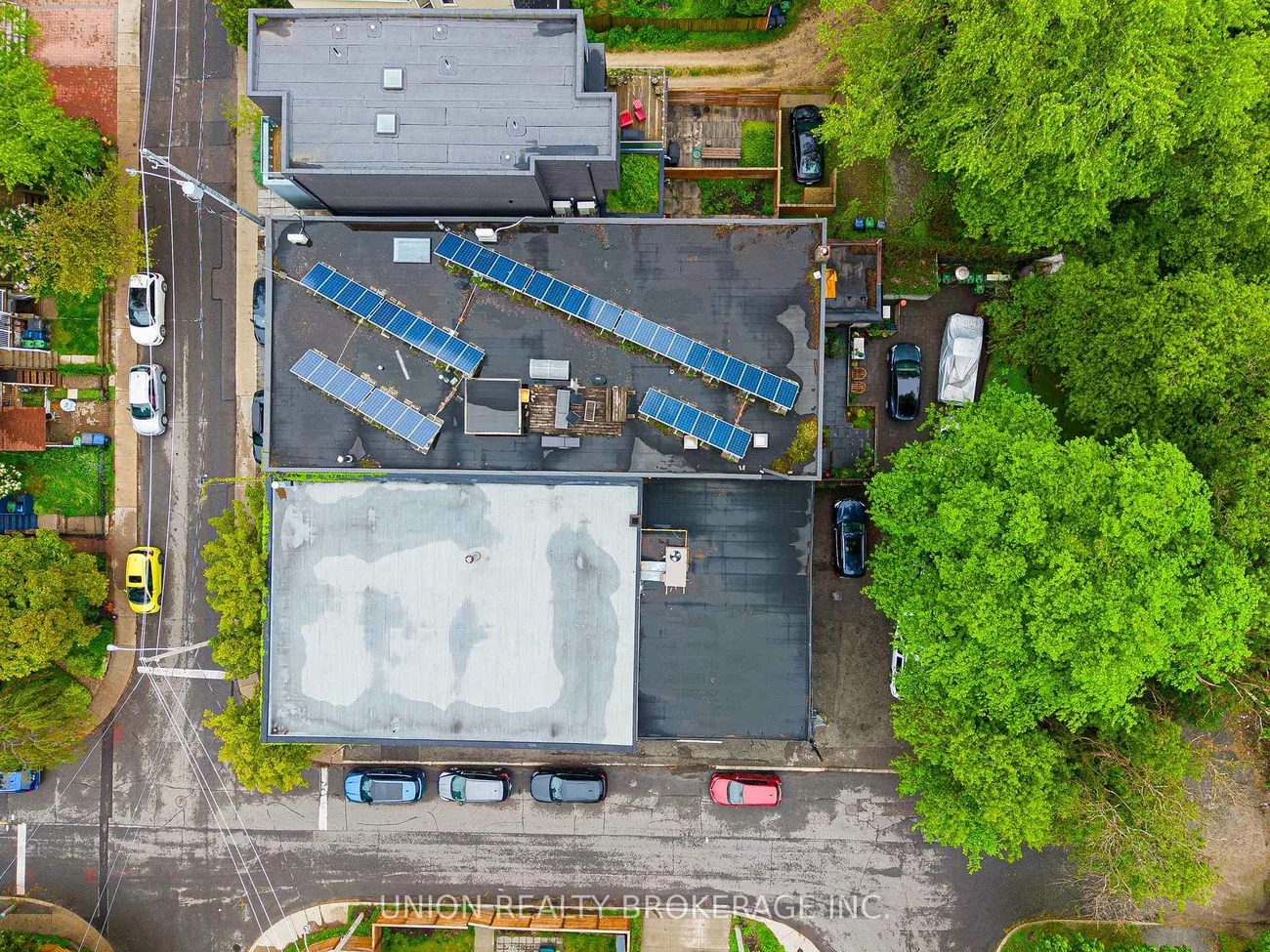 186, Munro, South Riverdale, Toronto